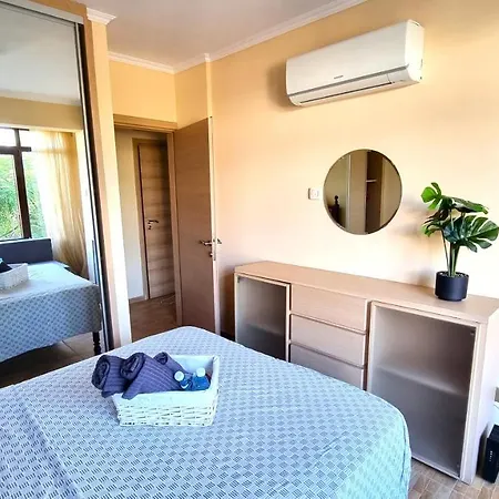 Apartment Salt Lake Serenity 2br With Netflix Larnaca