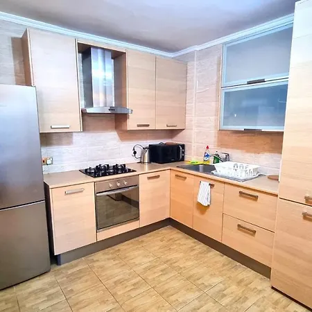 Salt Lake Serenity 2br With Netflix Apartment Larnaca