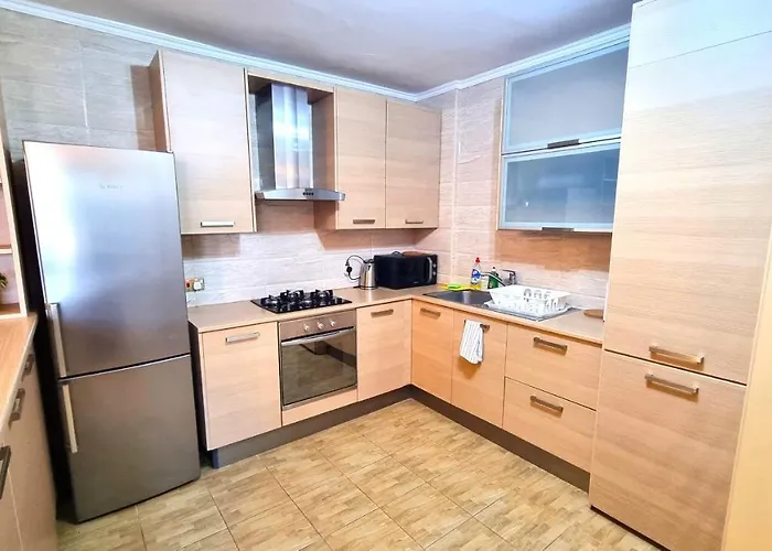 Salt Lake Serenity 2br With Netflix Lägenhet Larnaca