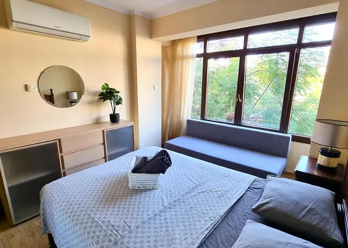 Salt Lake Serenity 2br With Netflix Lägenhet Larnaca